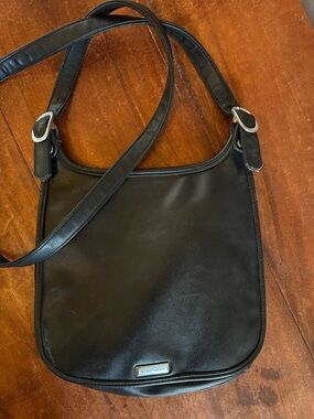 1990s Nine West Crossbody Flap Saddle Bag Black Leather Quality Vintage